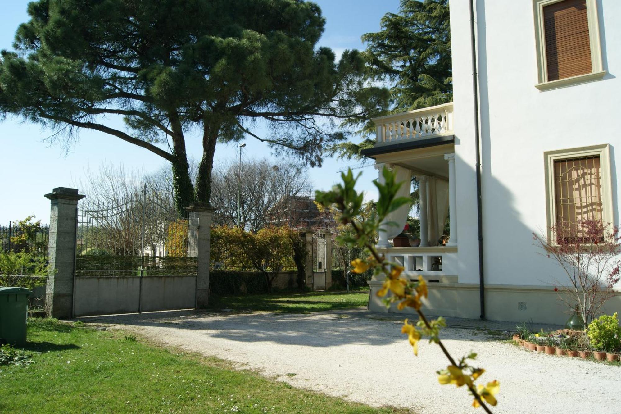 Il Bozzolo Eco Boutique Apartments Valeggio sul Mincio Kültér fotó